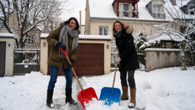 38 départements en alerte Orange : Nos astuces zéro déchet pour dégivrer rapidement sans polluer